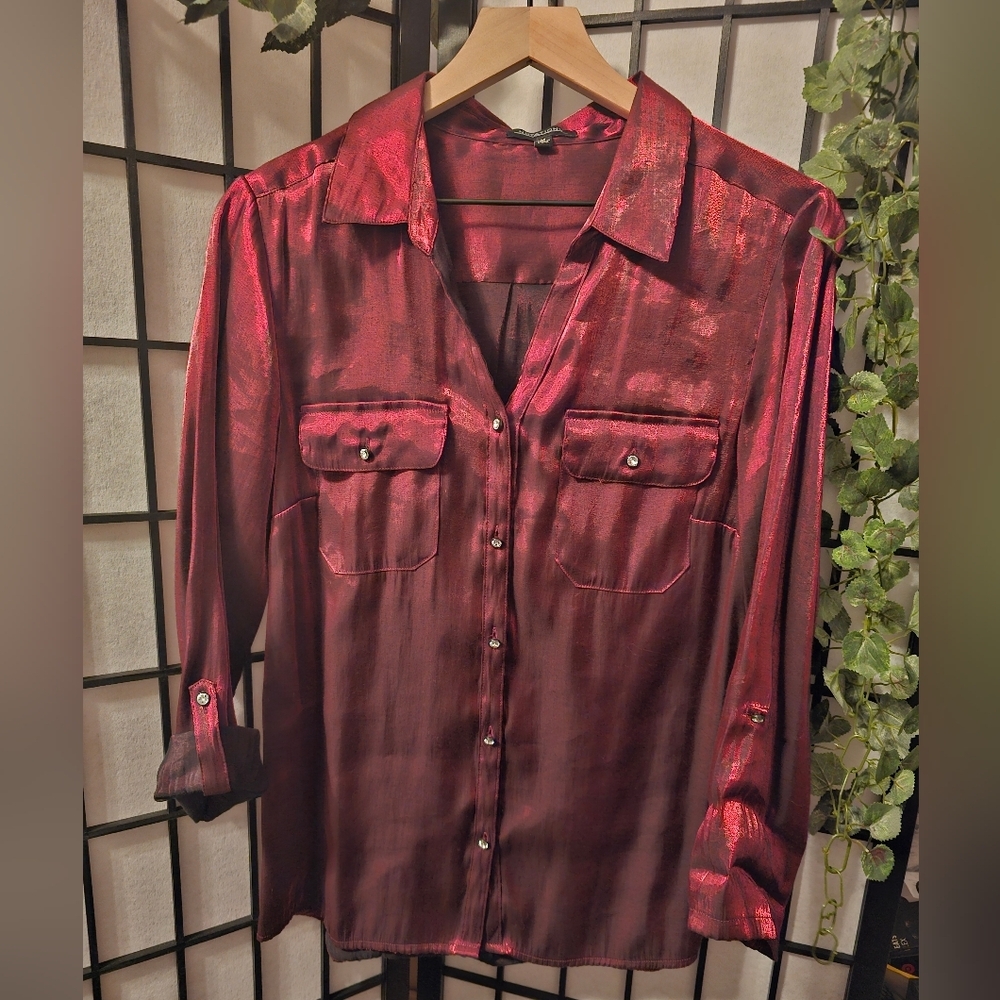 NOTATIONS Women's Red Metallic Longsleeve Button Down Blouse Size Meduim‎